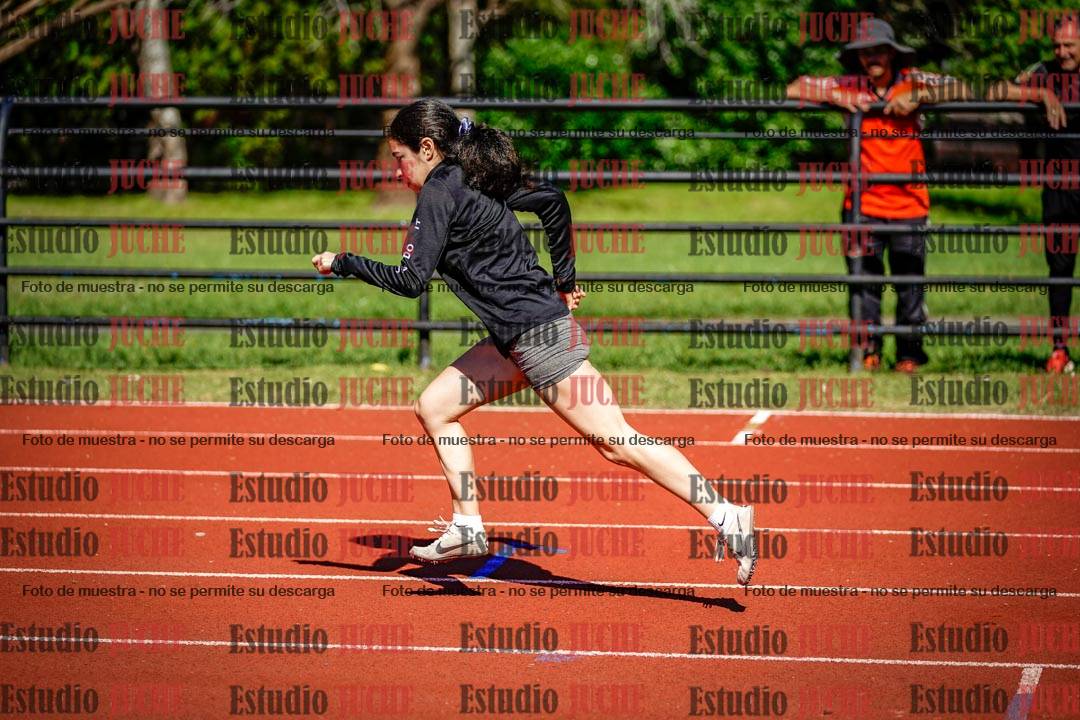 Fotos de los 400 m con vallas de mujeres