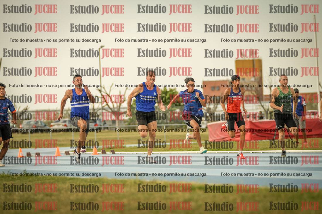 Fotos de los 80 m llanos de varones