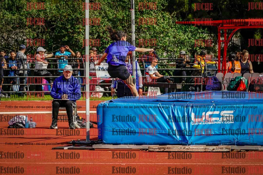 Fotos del salto en alto de mujeres - hexatlón 2