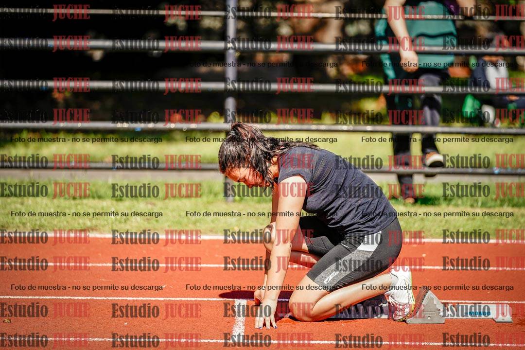 Fotos de los 400 m con vallas de mujeres