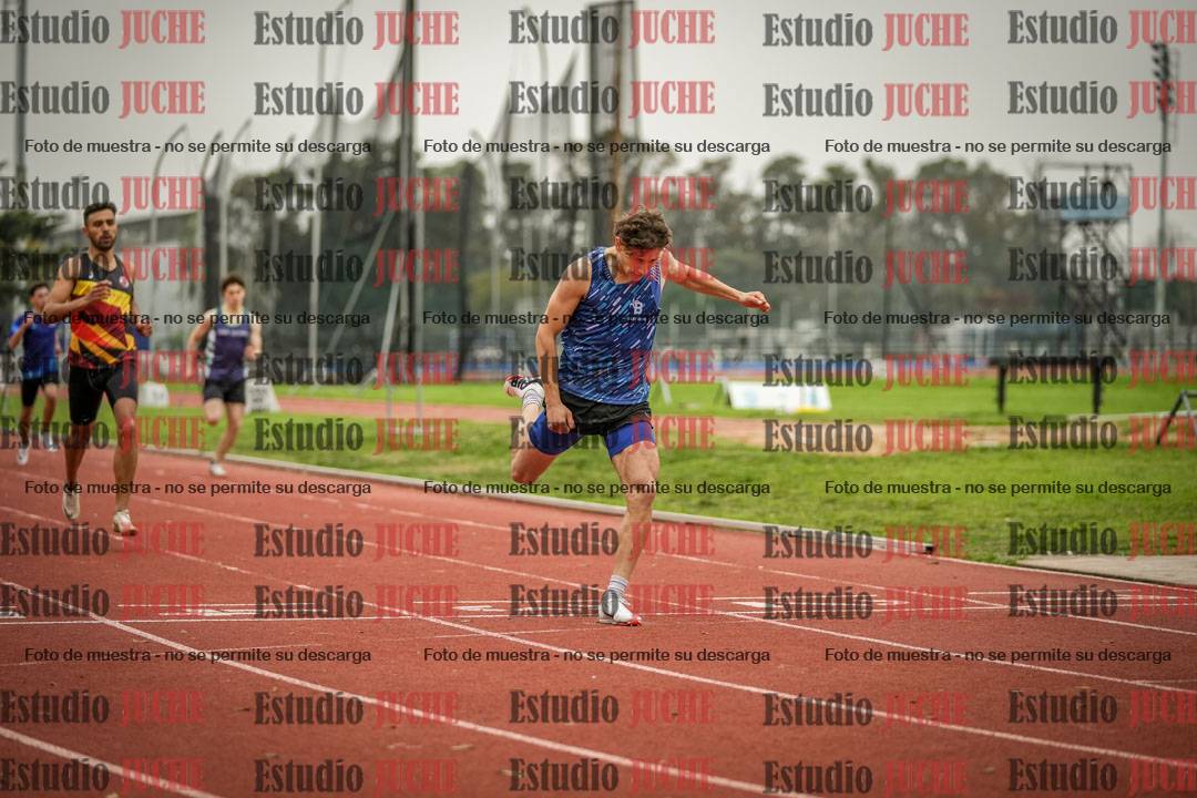 Fotos de los 400 m con vallas de varones