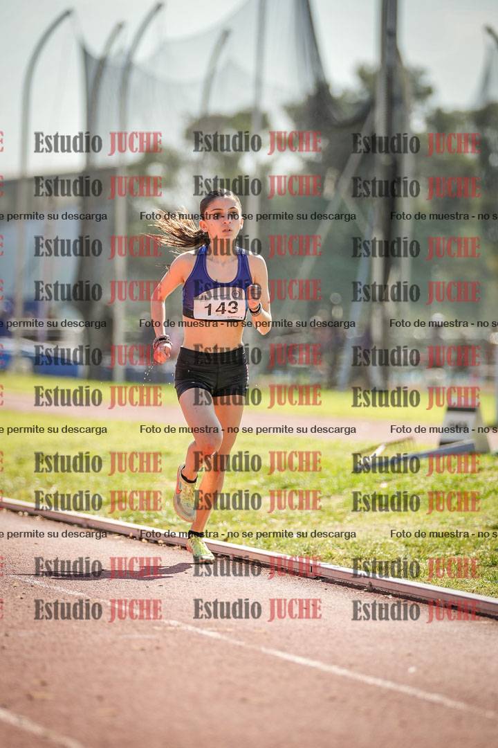 Fotos de los 1500 m con obstáculos de mujeres