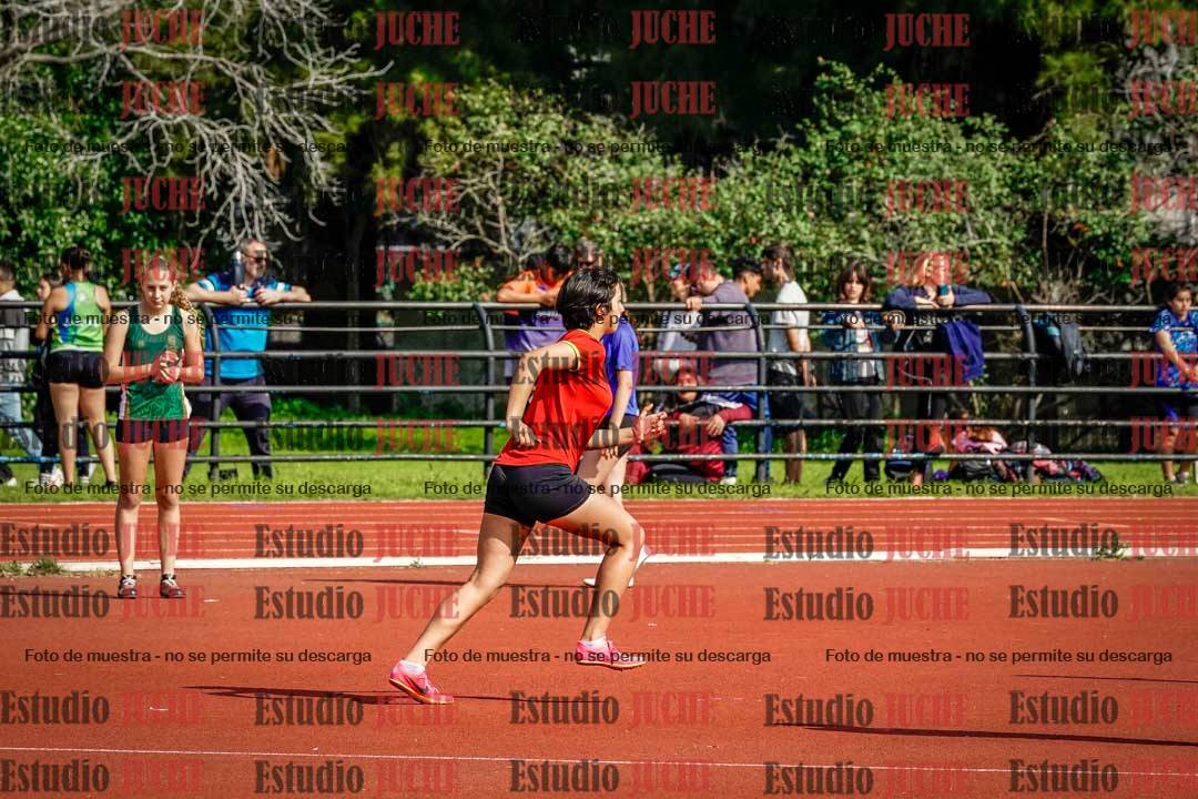 Fotos del salto en alto de mujeres - hexatlón 2
