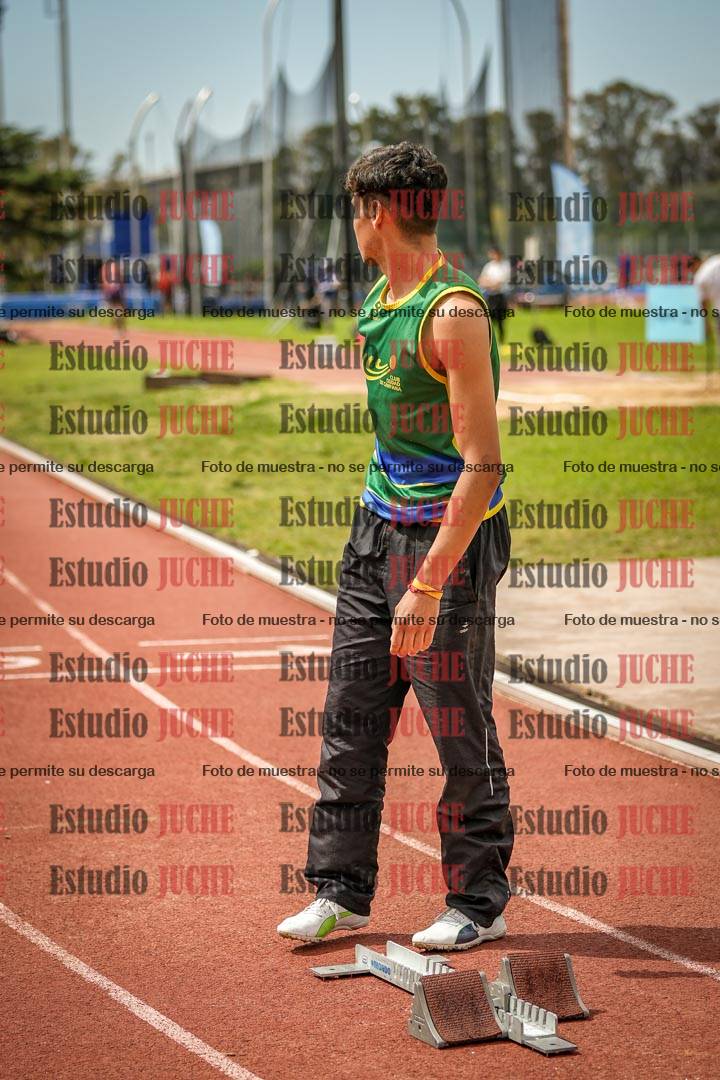 Fotos de los 400 m con vallas de varones
