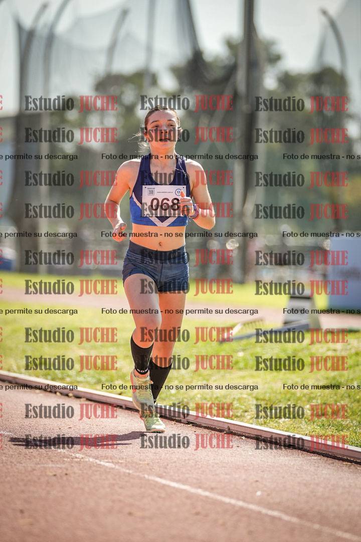 Fotos de los 1500 m con obstáculos de mujeres