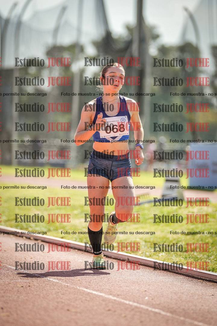 Fotos de los 1500 m con obstáculos de mujeres