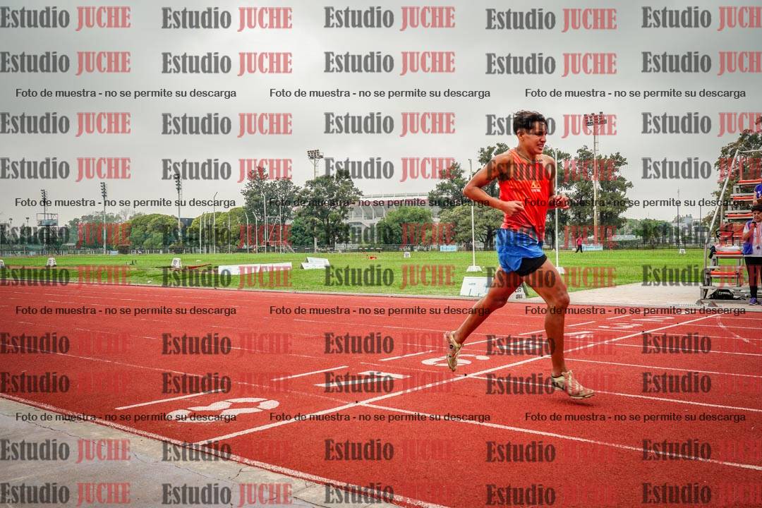 Fotos de los 400 m con vallas de varones