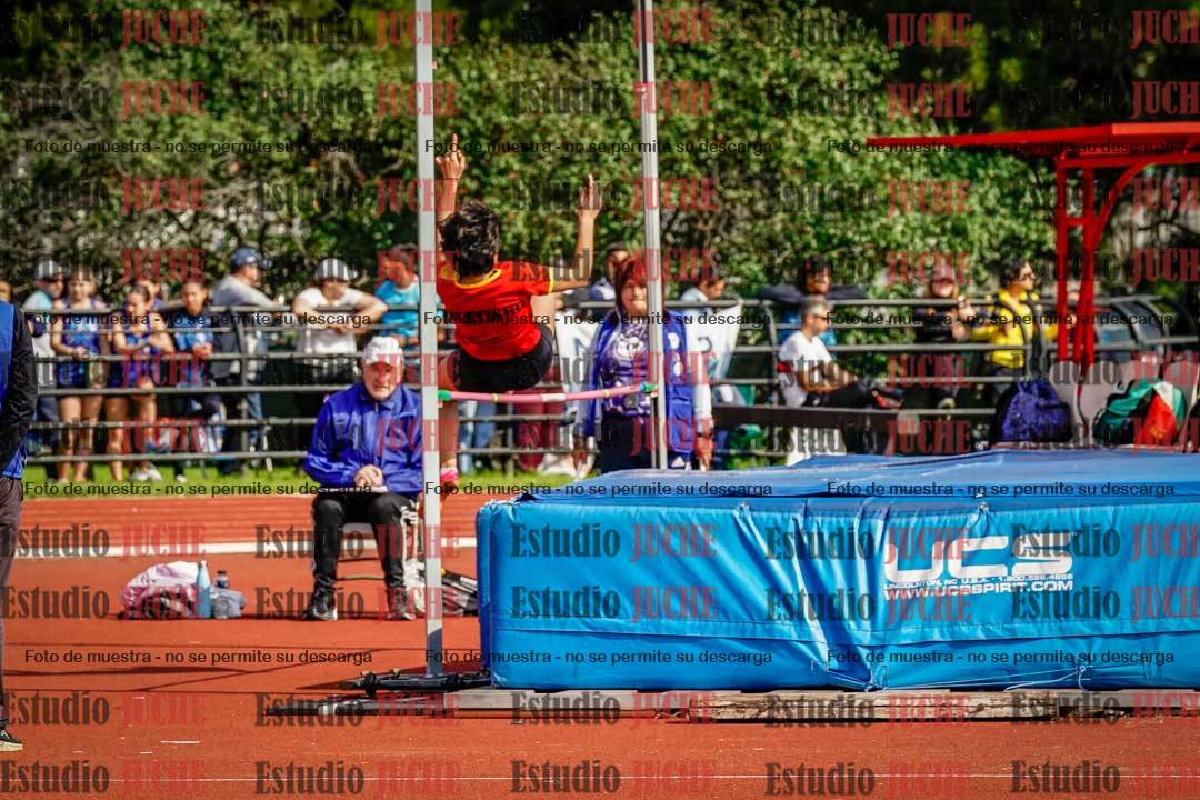 Fotos del salto en alto de mujeres - hexatlón 2