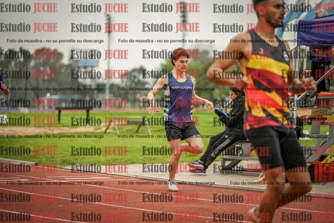 Fotos de los 400 m con vallas de varones