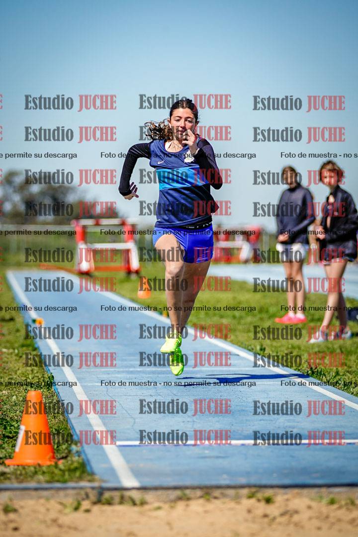 Fotos del salto en largo de mujeres - U15