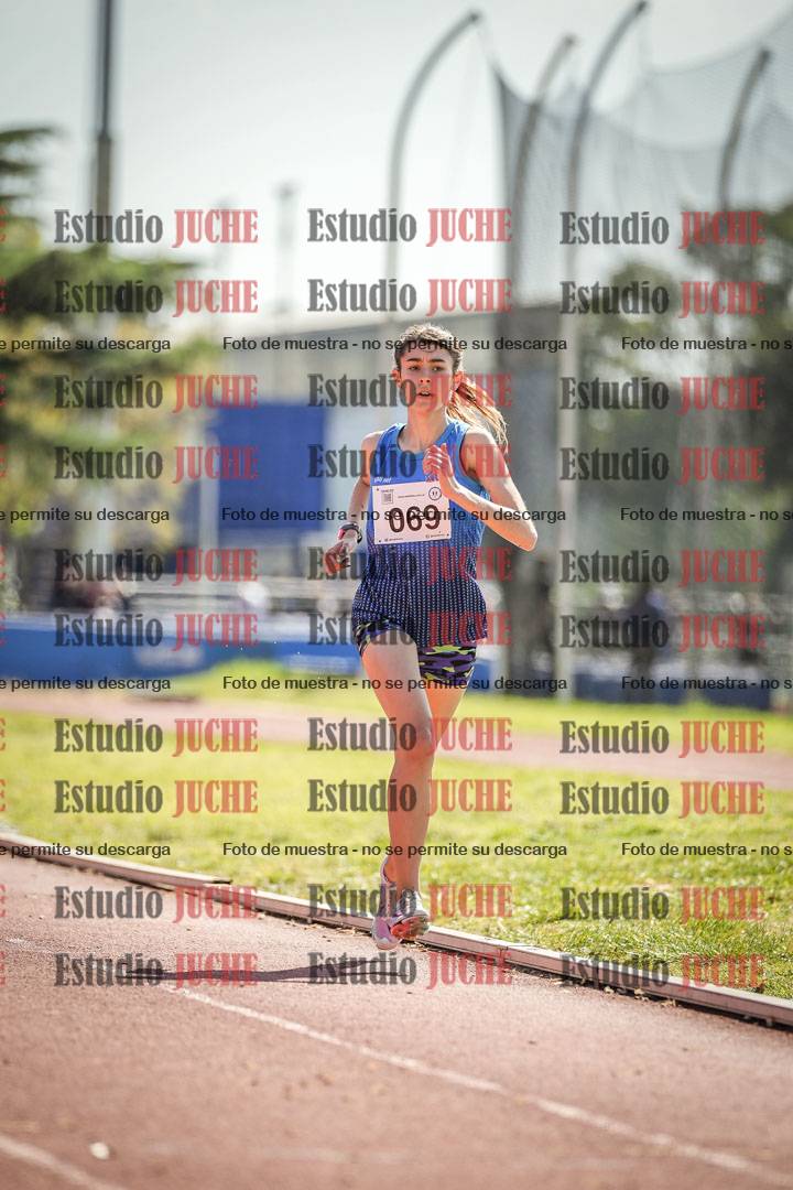 Fotos de los 1500 m con obstáculos de mujeres