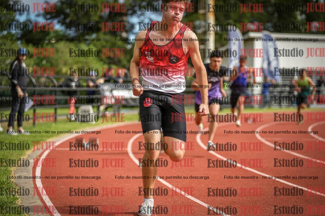 Fotos de los 400 m con vallas de varones