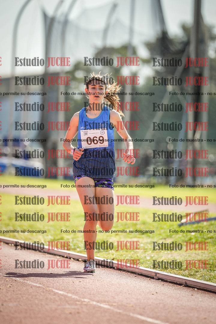 Fotos de los 1500 m con obstáculos de mujeres