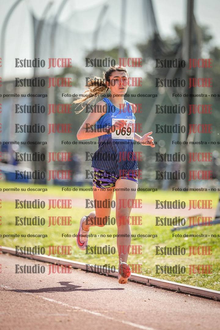 Fotos de los 1500 m con obstáculos de mujeres