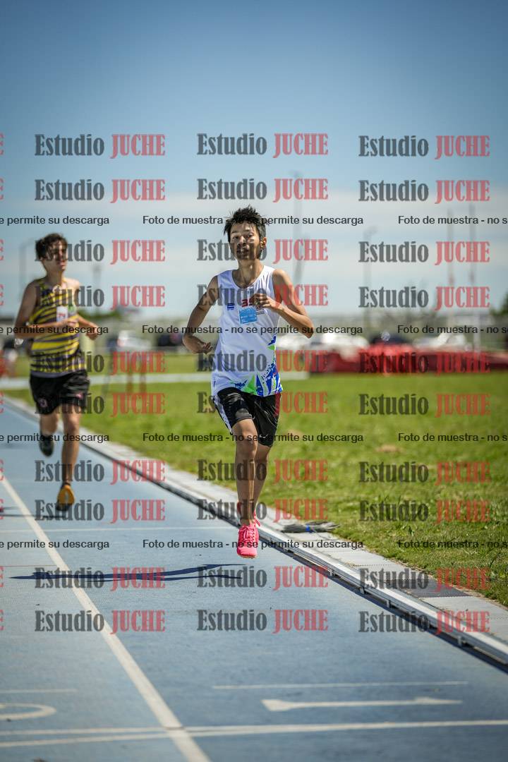 Fotos de los 600 m llanos de varones