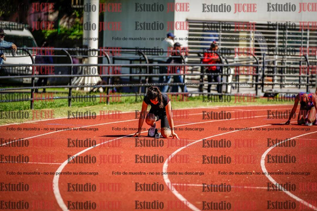 Fotos de los 400 m con vallas de mujeres