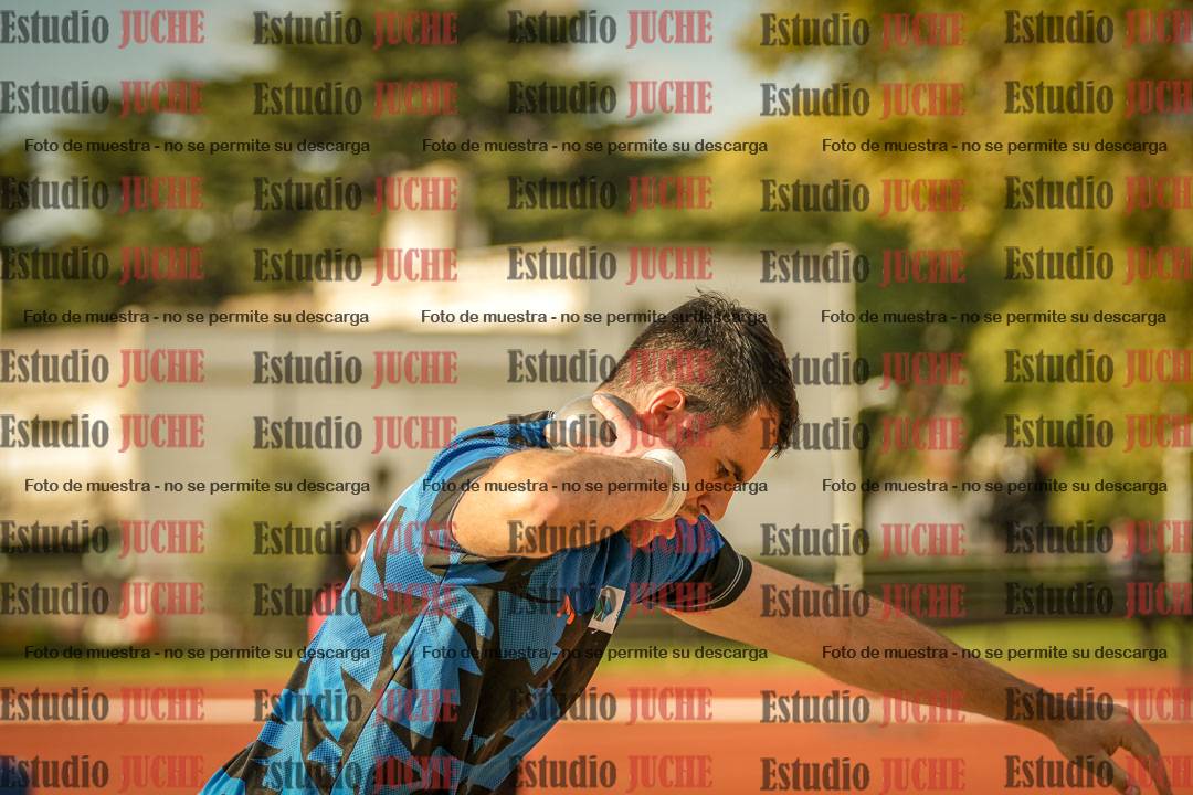 Fotos del lanzamiento de bala de varones