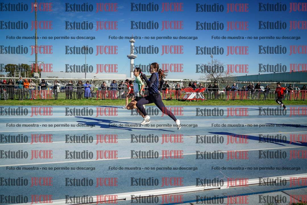 Fotos de los 80 m llanos de mujeres - U14