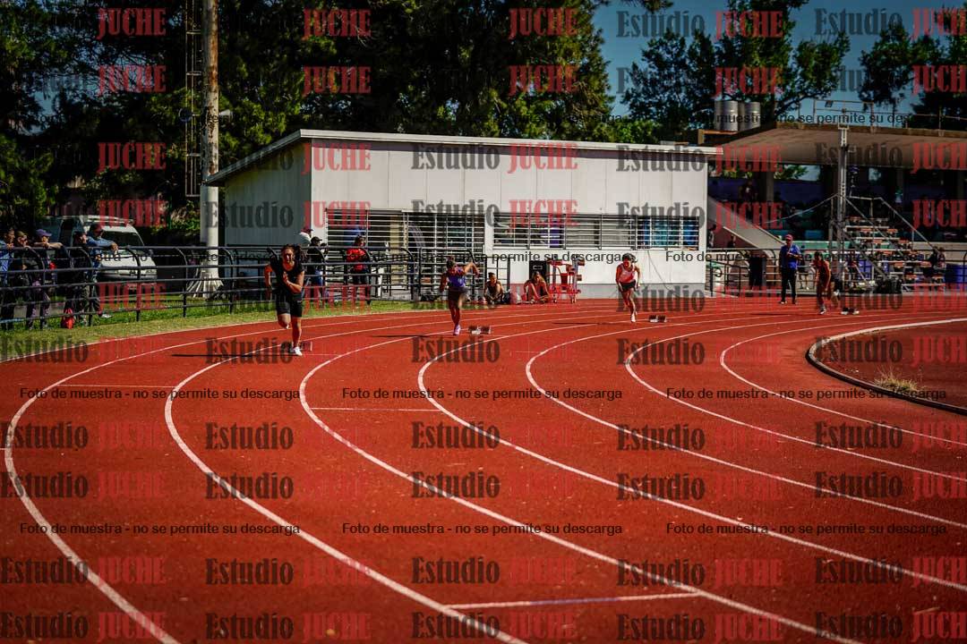 Fotos de los 400 m con vallas de mujeres