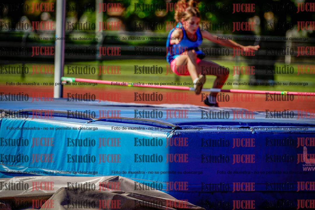 Fotos del salto en alto de mujeres