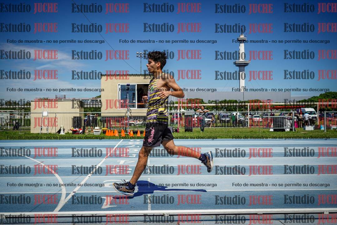 Fotos de los 600 m llanos de varones