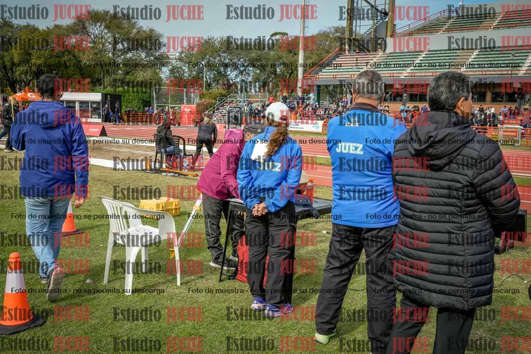 Fotos de algunos extras y podios del día 3