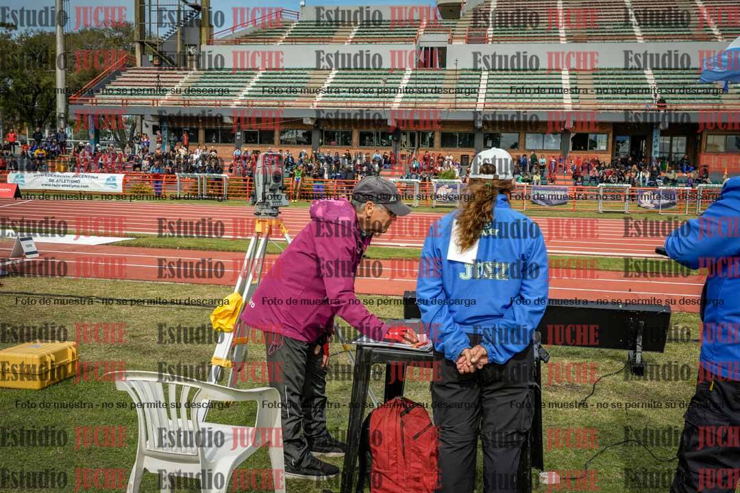 Fotos de algunos extras y podios del día 3