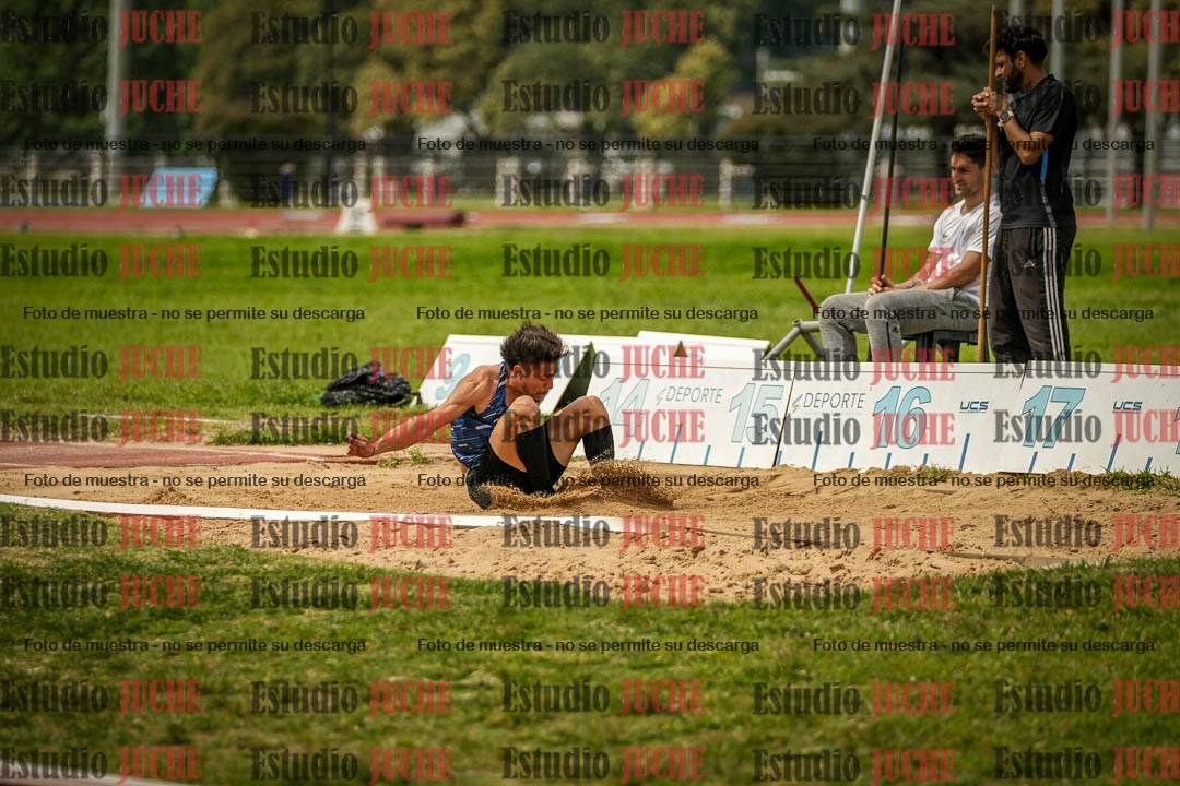 Fotos del salto triple de varones