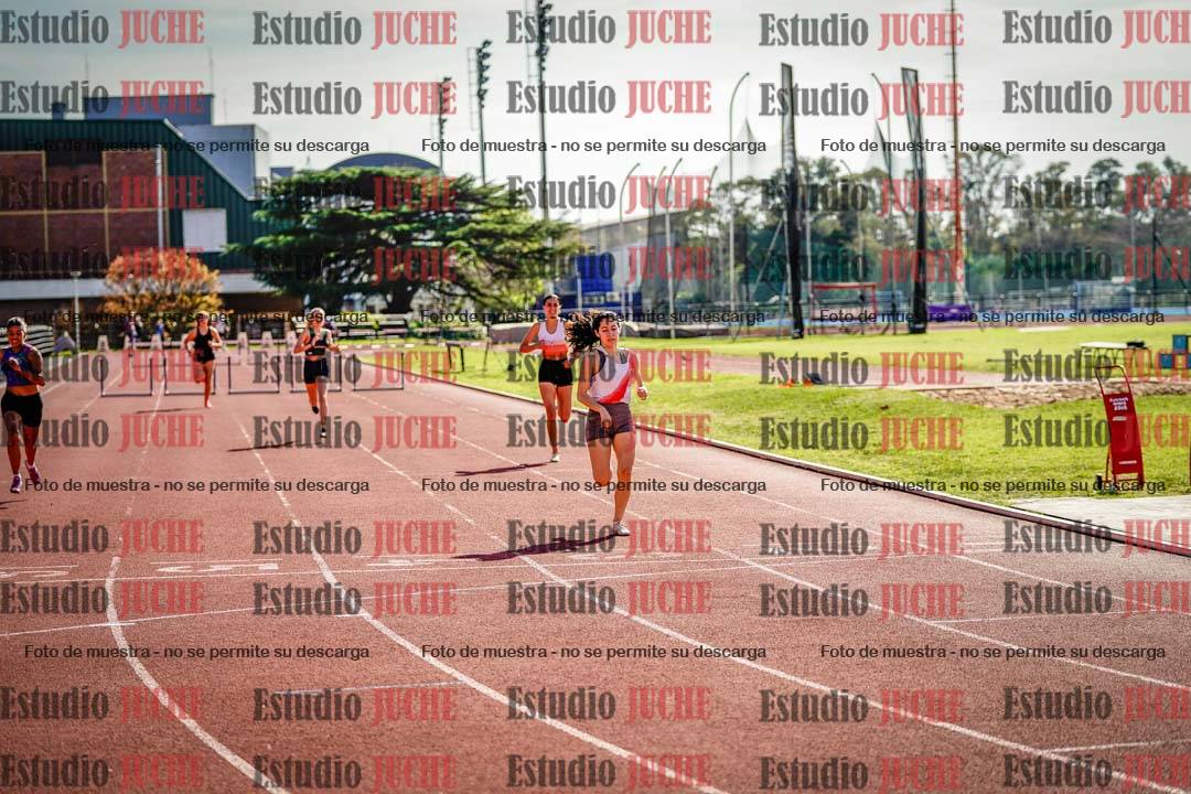 Fotos de los 400 m con vallas de mujeres
