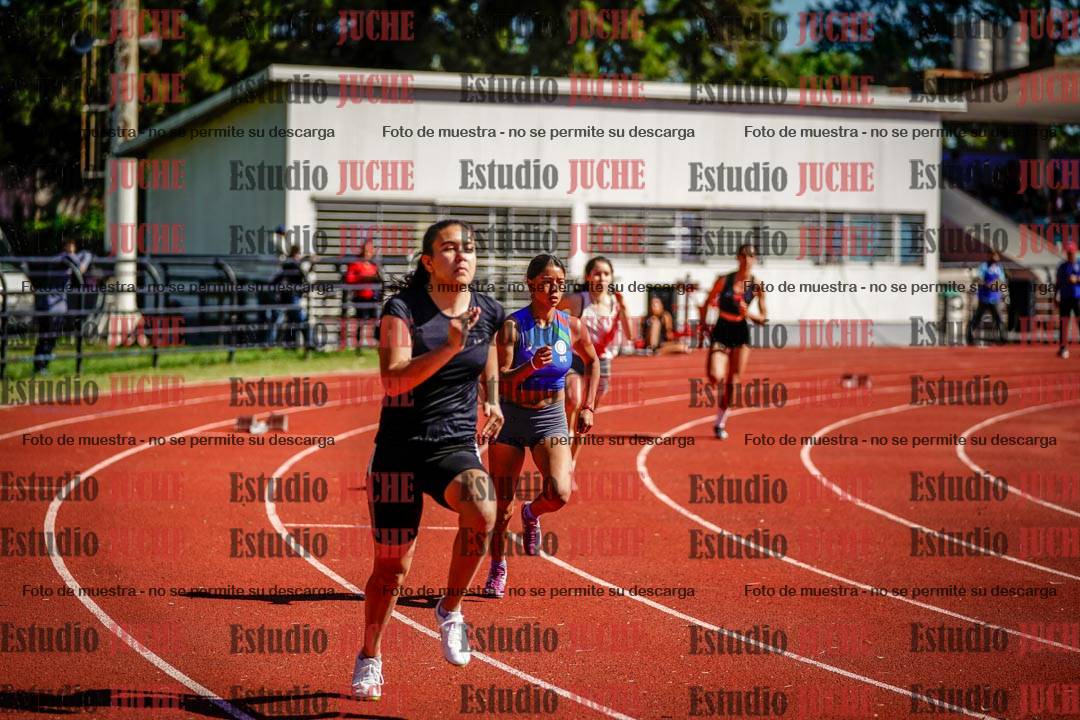 Fotos de los 400 m con vallas de mujeres
