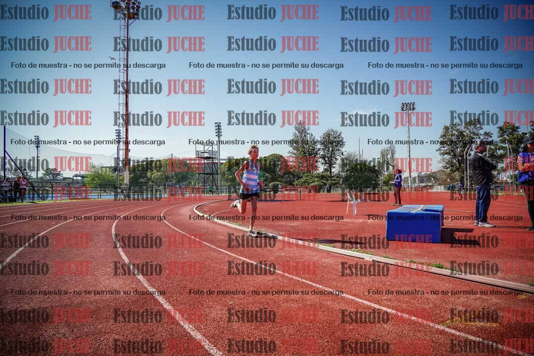 Fotos de los 600 m llanos de varones - U16