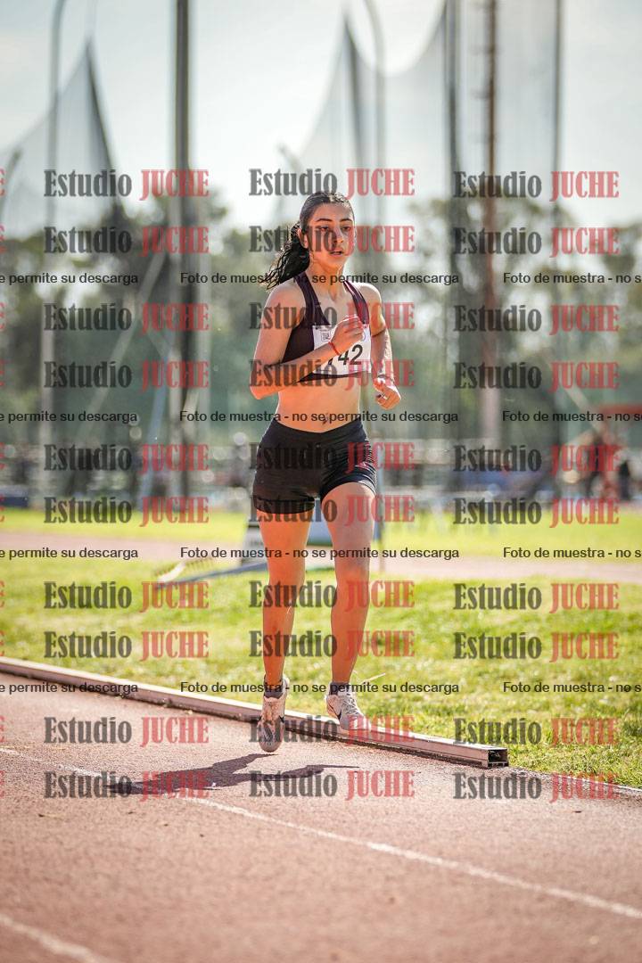 Fotos de los 1500 m con obstáculos de mujeres