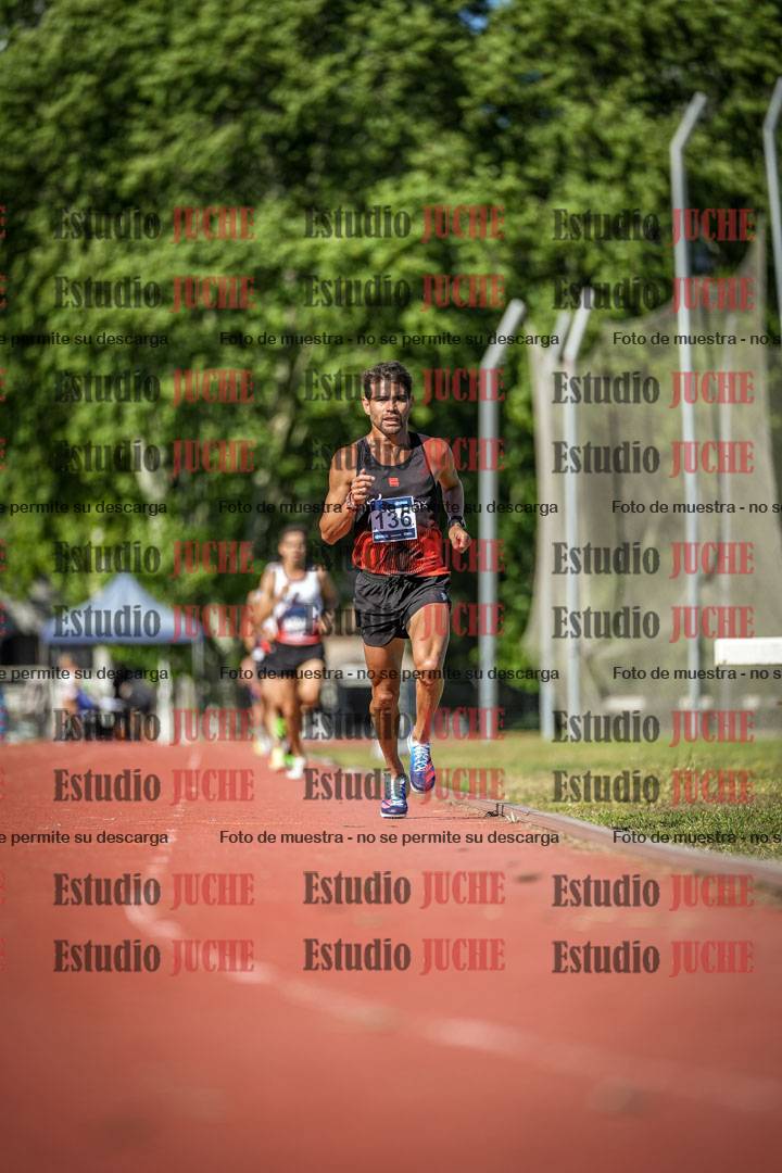 Fotos de los 10.000 m de varones - serie 1