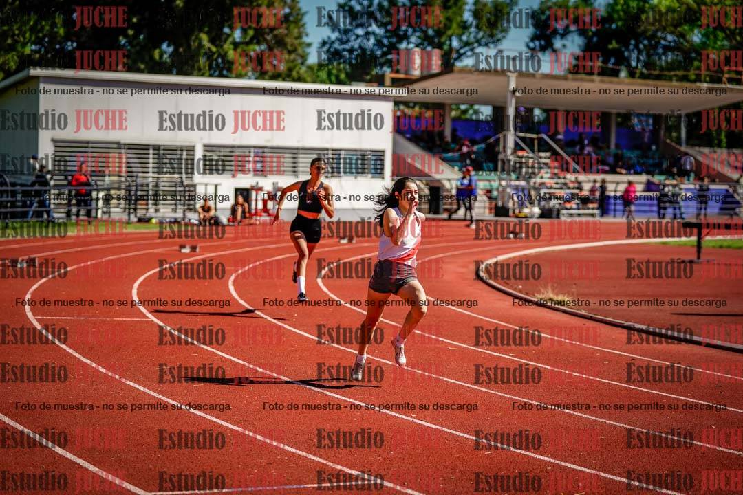 Fotos de los 400 m con vallas de mujeres