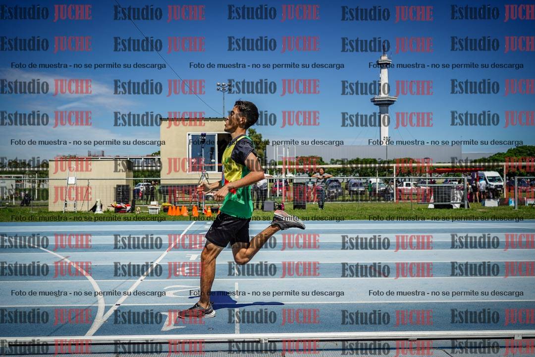 Fotos de los 600 m llanos de varones