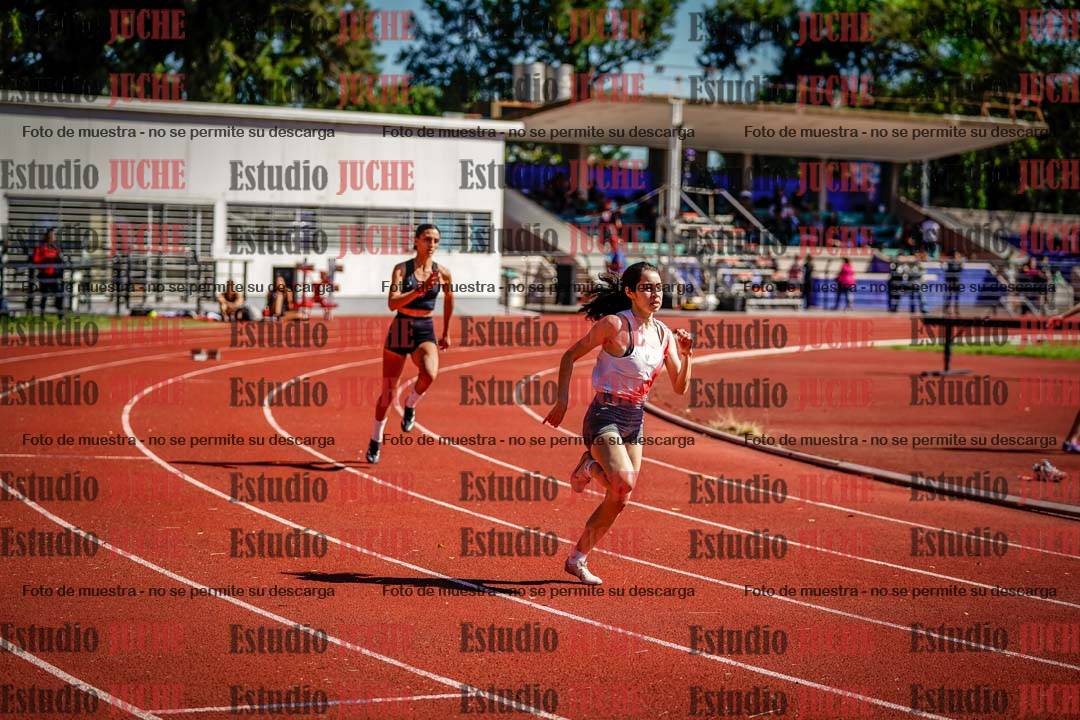 Fotos de los 400 m con vallas de mujeres