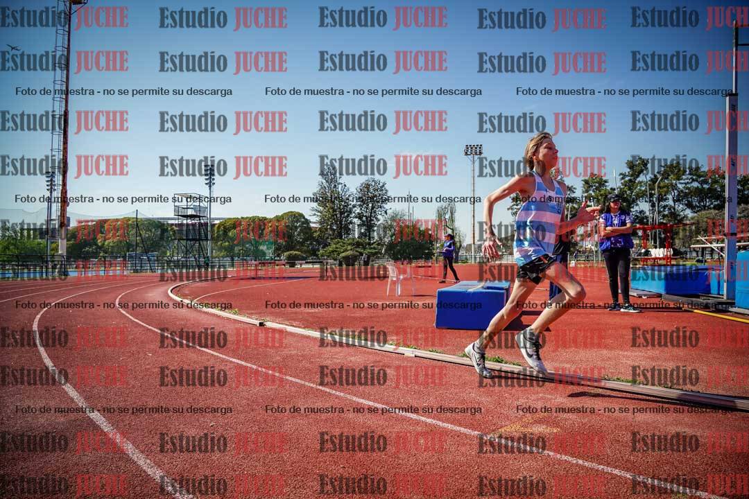 Fotos de los 600 m llanos de varones - U16