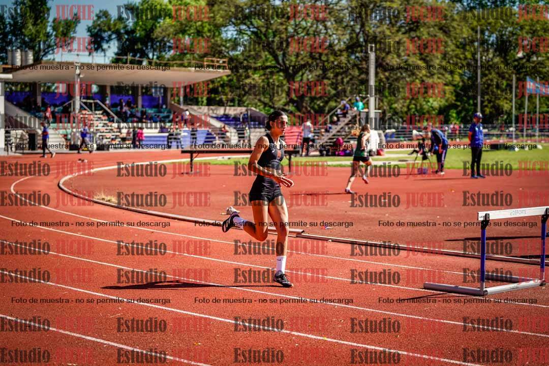 Fotos de los 400 m con vallas de mujeres