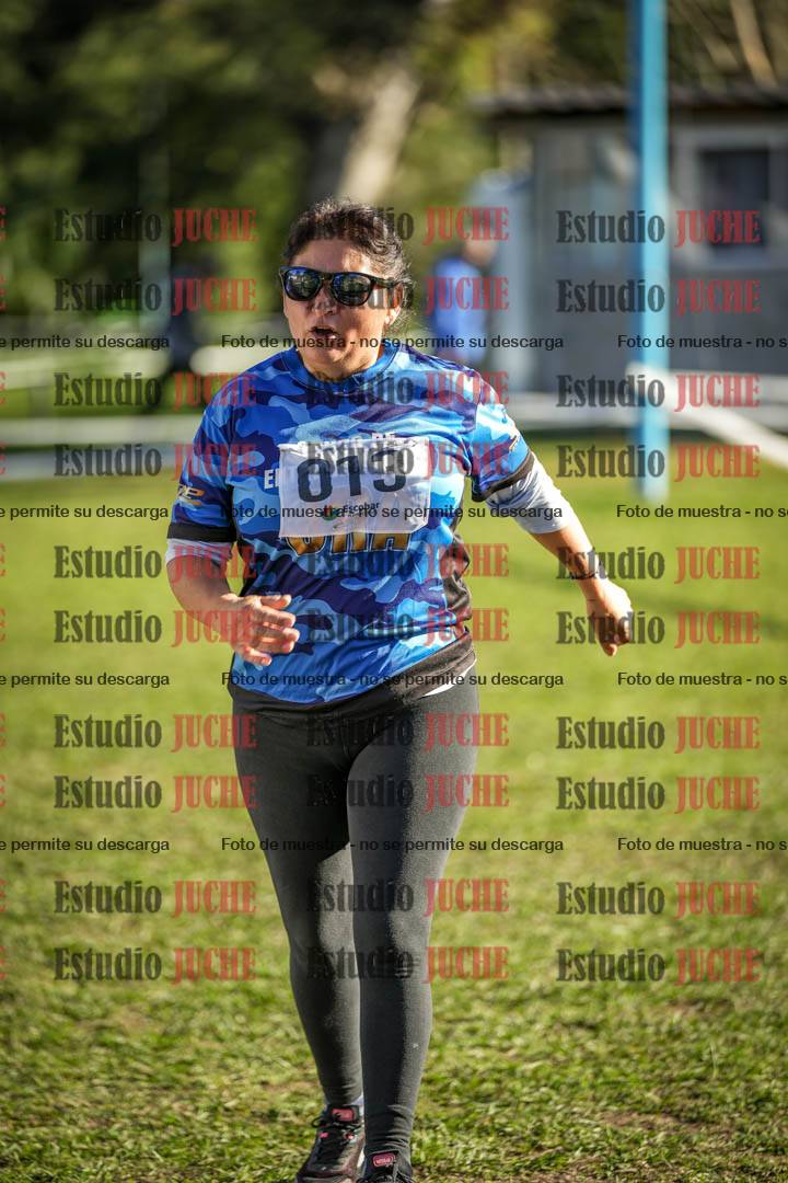 Fotos de la llegada del cross de 4000 m - mujeres