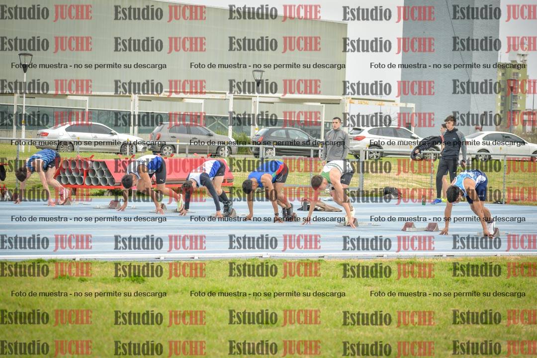 Fotos de los 100 m llanos de varones