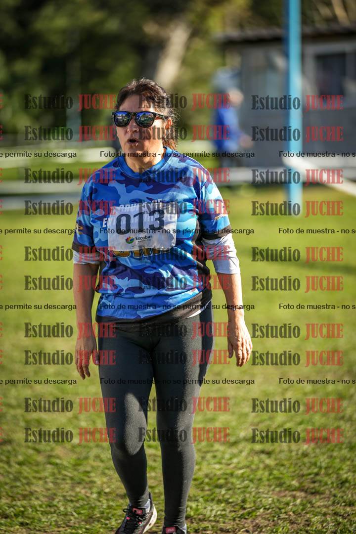 Fotos de la llegada del cross de 4000 m - mujeres