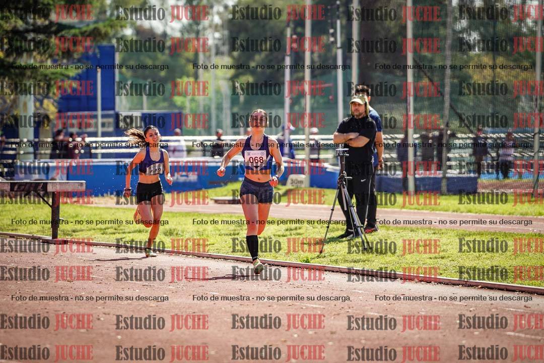 Fotos de los 1500 m con obstáculos de mujeres