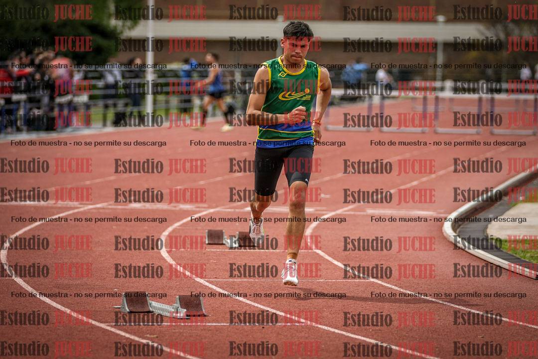 Fotos de los 400 m con vallas de varones