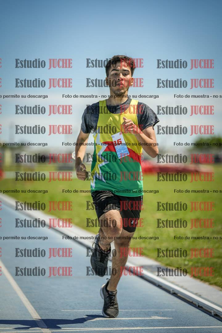 Fotos de los 600 m llanos de varones