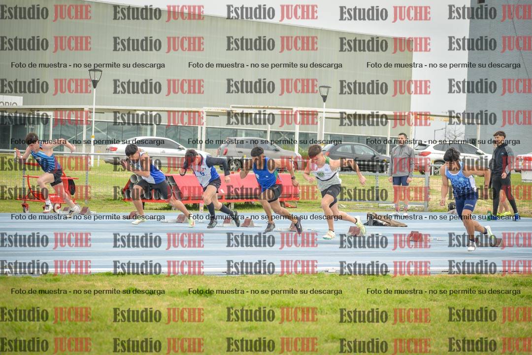 Fotos de los 100 m llanos de varones