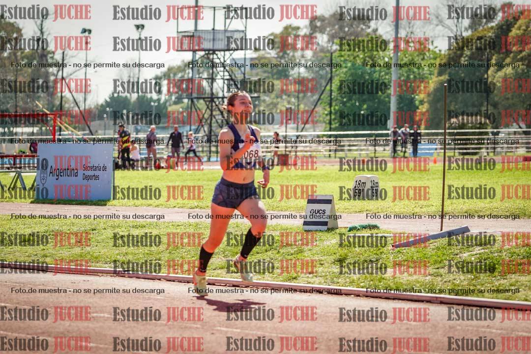 Fotos de los 1500 m con obstáculos de mujeres