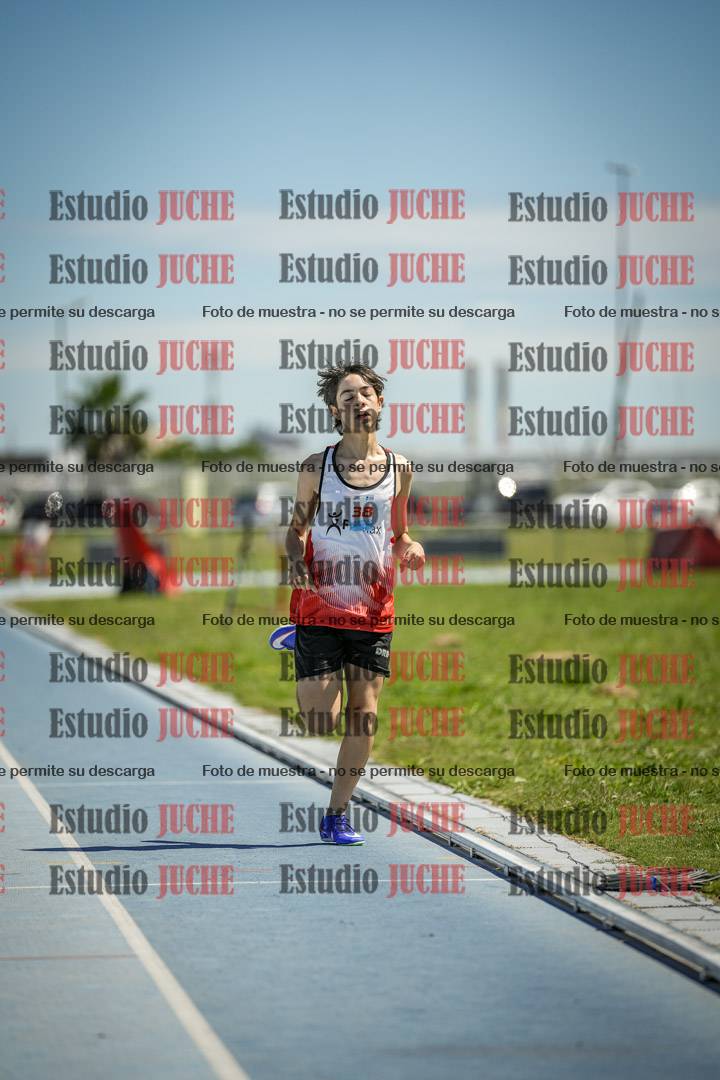 Fotos de los 600 m llanos de varones