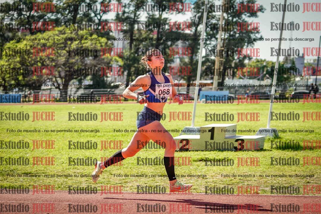 Fotos de los 1500 m con obstáculos de mujeres