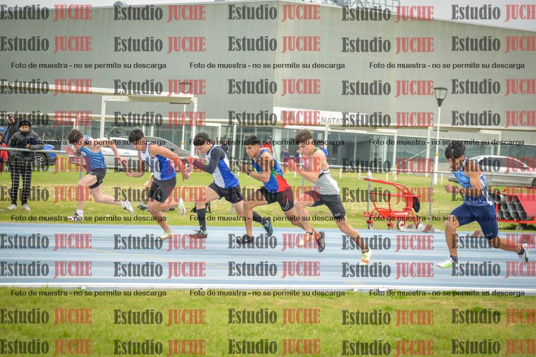 Fotos de los 100 m llanos de varones