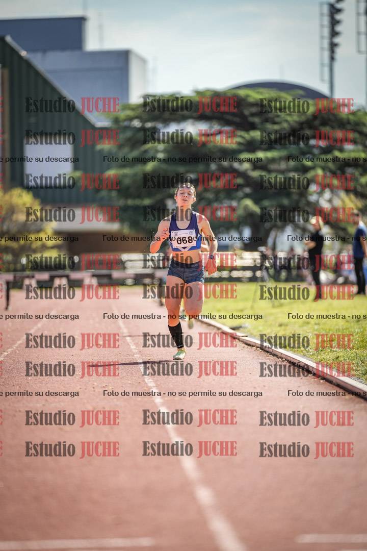 Fotos de los 1500 m con obstáculos de mujeres